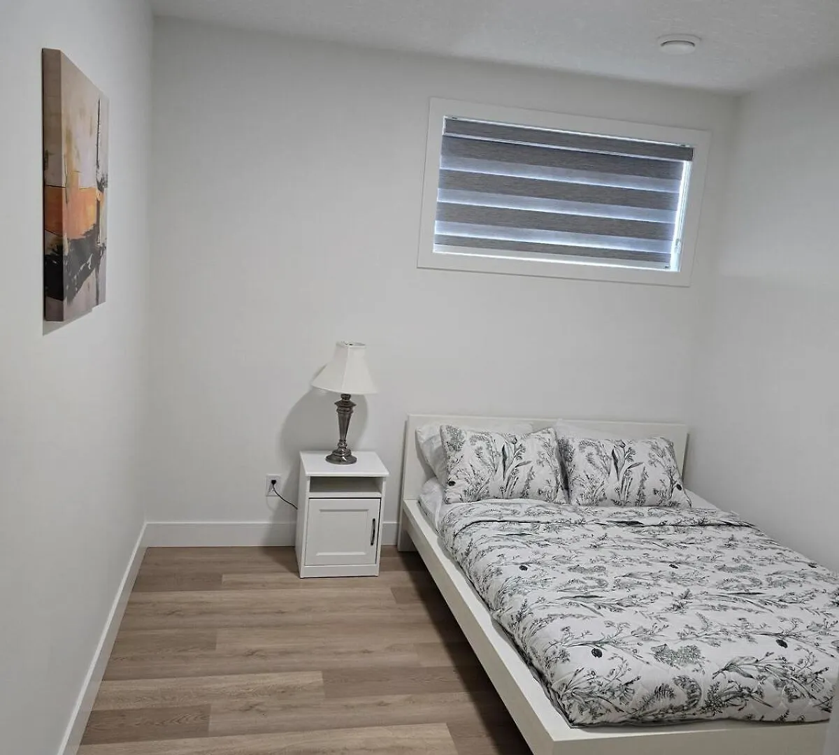 Amazing 2-Bedroom House With Wifi In Эдмонтон Апартаменты