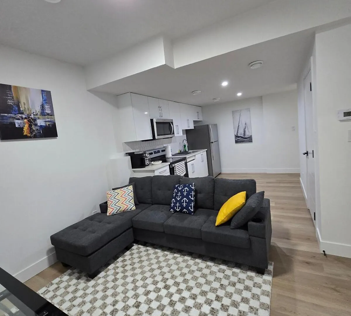 Апартаменты Amazing 2-Bedroom House With Wifi In Эдмонтон Канада