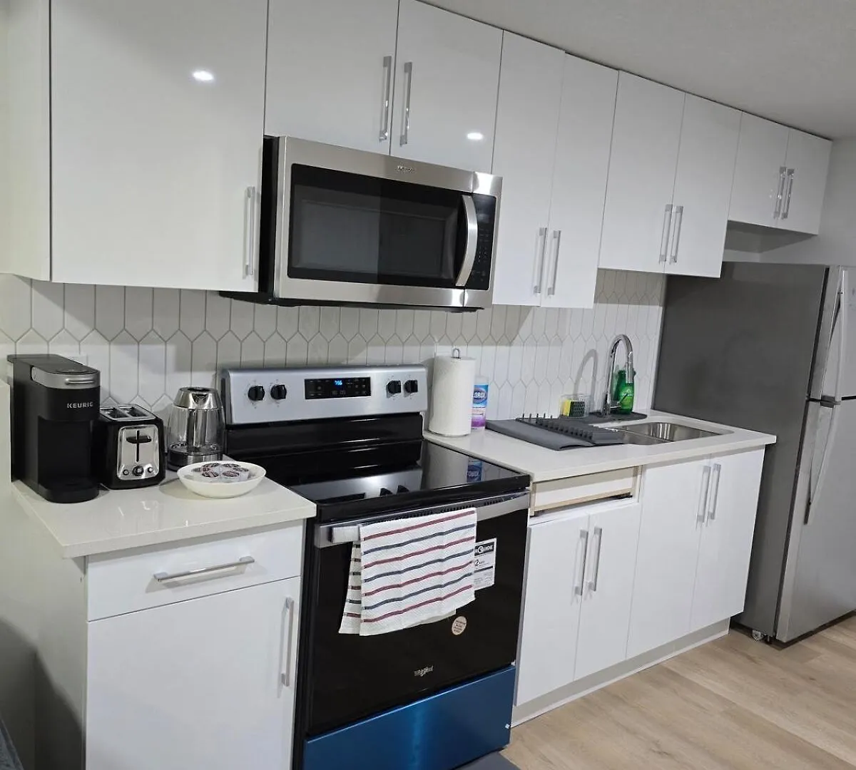 Amazing 2-Bedroom House With Wifi In Edmonton Appartement